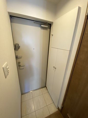 VALESIA 森下 CITYの玄関