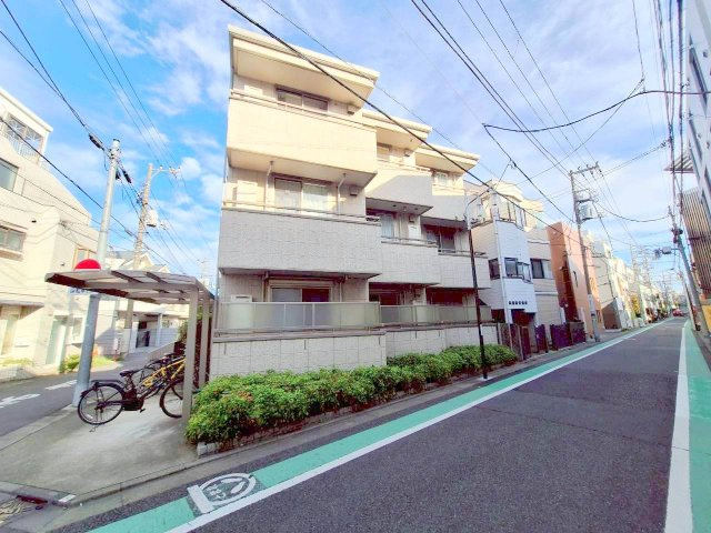 サンハイツ北沢の外観
