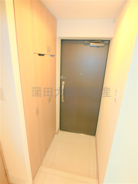 ルーブル東蒲田六番館の玄関