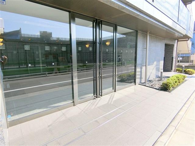 ルーブル東蒲田六番館のエントランス