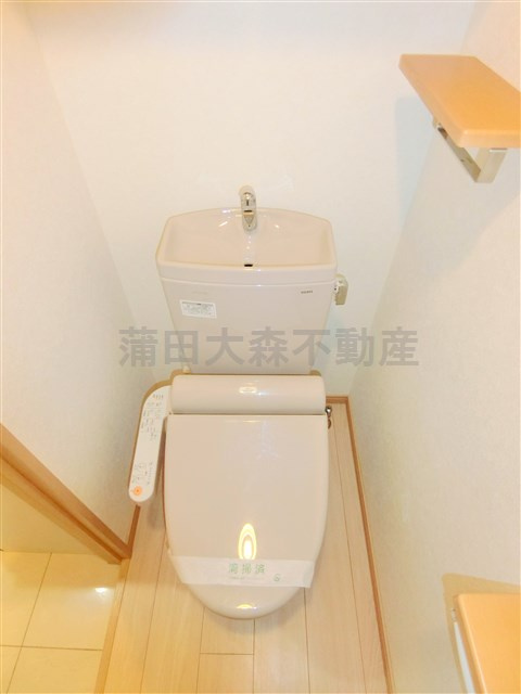 ルーブル東蒲田六番館のトイレ|温水暖房便座付トイレ