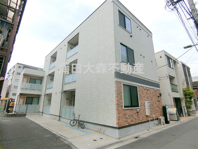 M-1 Tokyo 西糀谷3の外観|2018年4月築　鉄骨造地上3階建て総戸数11戸　京急空港線大鳥居駅近、糀谷駅も徒歩圏内の東京都大田区西糀谷3丁目　防犯カメラTVモニター付オートロック宅配BOXWi-Fiインターネット無料