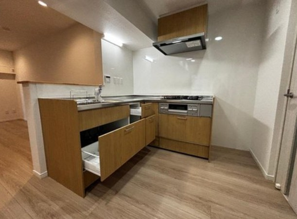 【キッチン】 | サンパレス本町 | 快適な日常を支える機能性と強さがひとつになったキッチンです。