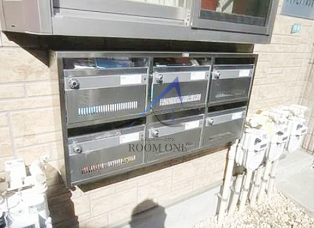 ライフピアアルシオネのその他共用部分|集合ポストです。