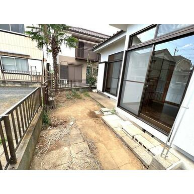 【庭】 | 寺尾貸家