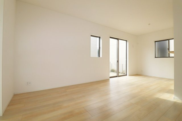 郡山市富田町大徳南第21　　　2号棟　　小山田小学校、郡山第6中学区の玄関|※同社施工例