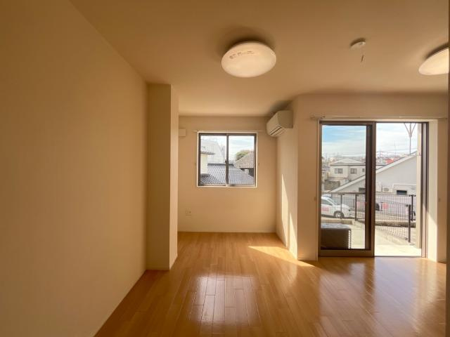 コンフォース栄の内装|洋室