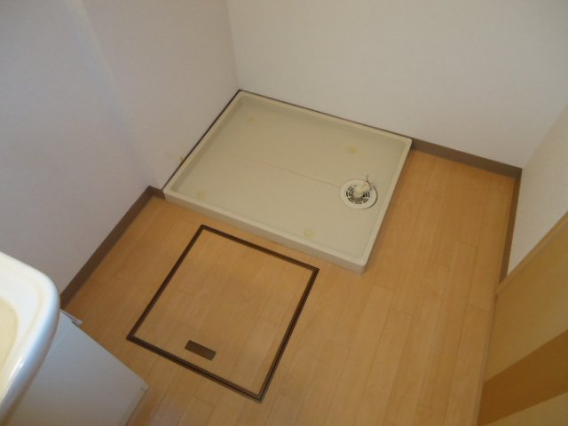 エクセレントウイングのその他|洗濯機置場