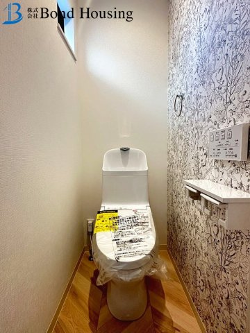 全居室収納あり・広々4LDK　魚住町清水　限定1棟のトイレ