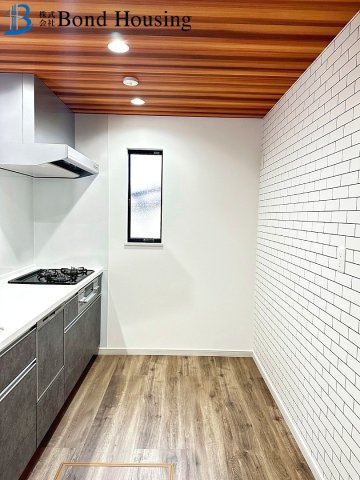 全居室収納あり・広々4LDK　魚住町清水　限定1棟のキッチン