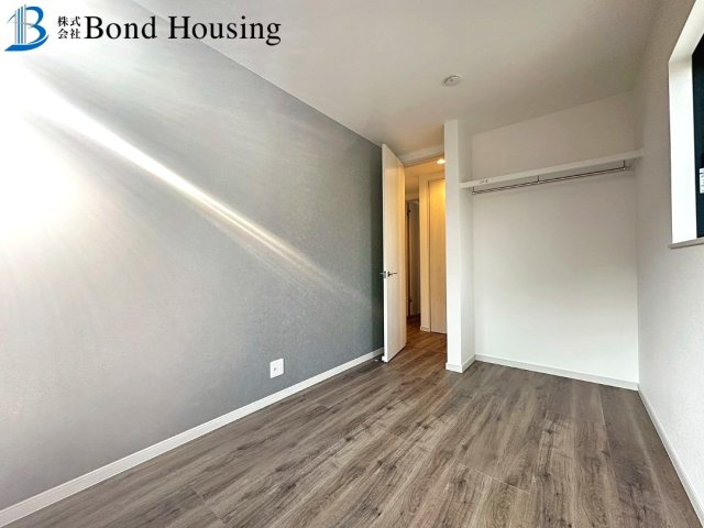 全居室収納あり・広々4LDK　魚住町清水　限定1棟の洋室