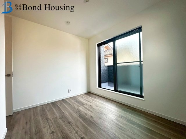 全居室収納あり・広々4LDK　魚住町清水　限定1棟の洋室