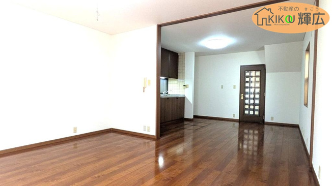 【居間・リビング】 | 姫路市西八代町　中古戸建