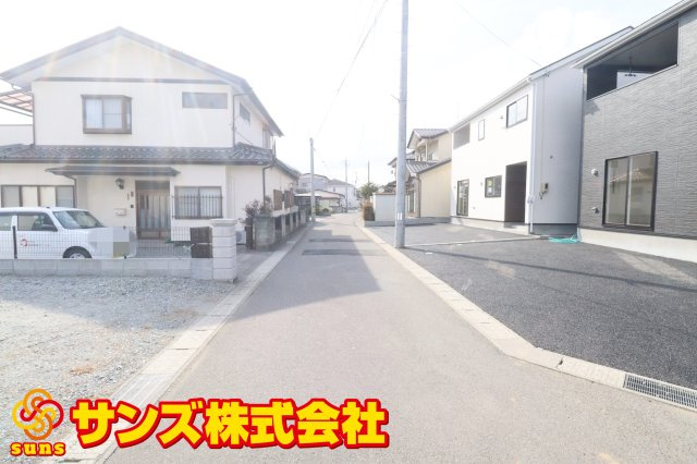 郡山市富田町大徳南第21　　　3号棟　　小山田小学校、郡山第6中学区の外観|南側前面道路
