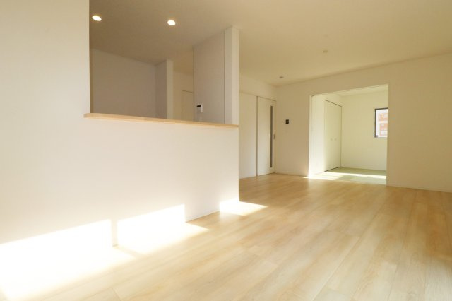 郡山市富田町大徳南第21　　　3号棟　　小山田小学校、郡山第6中学区の居間・リビング|※同社施工例