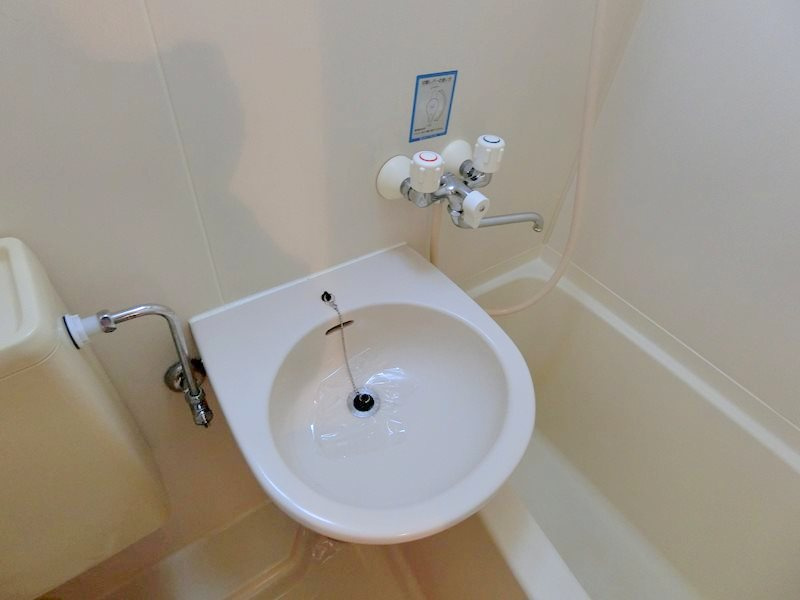 グローリア初穂東糀谷の浴室