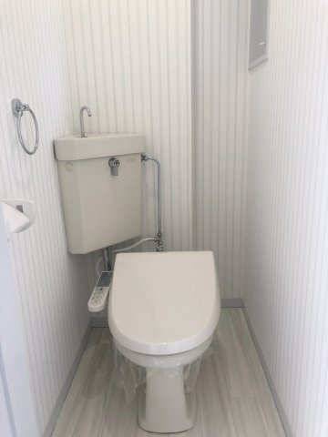 星島コーポＡ棟のトイレ|※写真は別の部屋のものです。