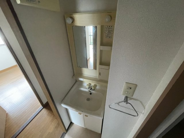 オーズコートの洗面所