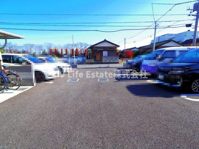 プラシード　カーサⅠの駐車場