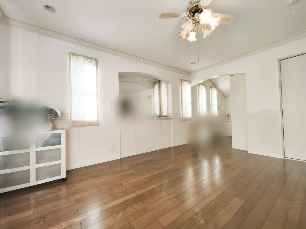 杉並区和田3丁目　中古戸建の洋室|現地ご見学希望・資料請求などお気軽にお問い合わせ下さい！
03-5990-5201