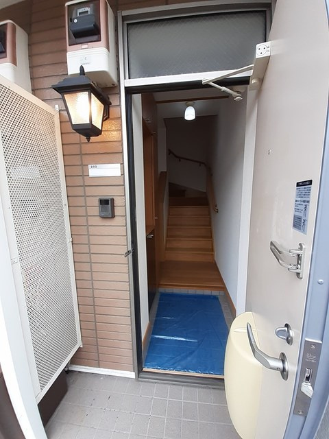 レジデンス　ファミリア　Ｄの玄関|玄関