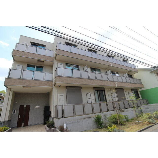 多摩市鶴牧６丁目のアパート