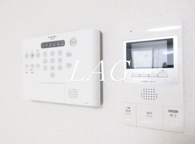 【セキュリティ】 | サイドパーク | モニター付きインターフォンです。