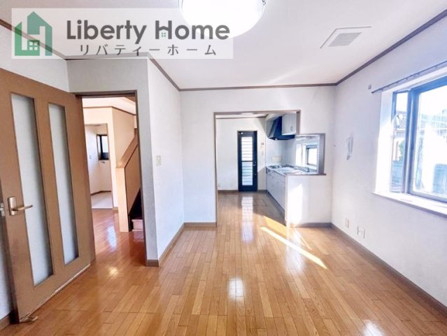 古河市大堤　中古戸建の居間・リビング