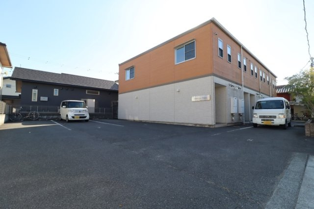 アーバンライフ庭瀬の駐車場