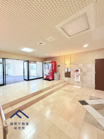ロワールマンション青葉WESTのエントランス