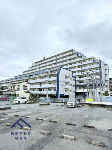 ロワールマンション青葉WESTの外観