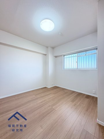 ロワールマンション青葉WESTの洋室