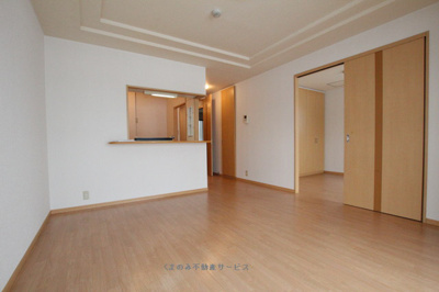 【居間・リビング】 | ル・プランタン | 使いやすい居間です
ル・プランタン　101号室　2022/12/25