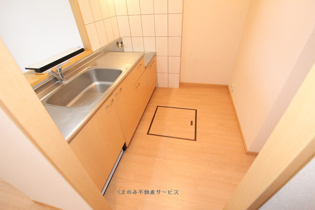 【キッチン】 | ル・プランタン | きれいなキッチンです
ル・プランタン　101号室　2022/12/25