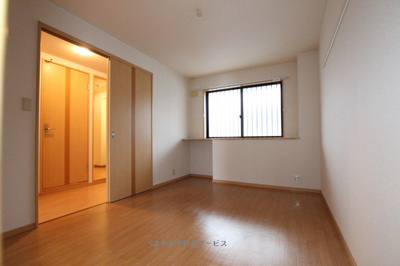 【内装】 | ル・プランタン | 明るい室内です
ル・プランタン　101号室　2022/12/25