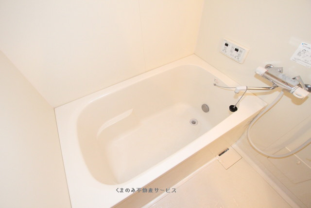 【浴室】 | ル・プランタン | お風呂です
ル・プランタン　101号室　2022/12/25