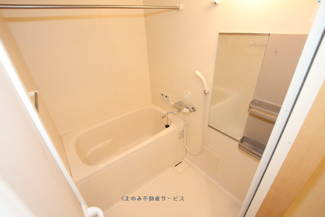 【浴室】 | ル・プランタン | 日々の暮らしに欠かせないお風呂です
ル・プランタン　101号室　2022/12/25