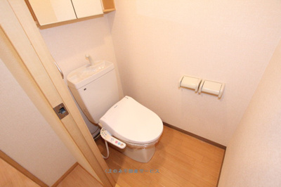 【トイレ】 | ル・プランタン | コンパクトで使いやすいトイレです
ル・プランタン　101号室　2022/12/25