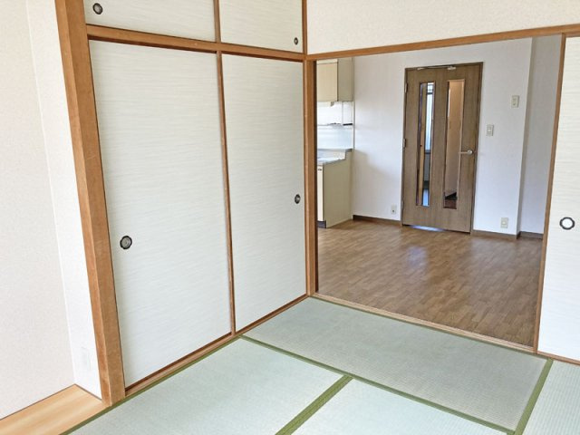 コーシャハイツ苅田の和室