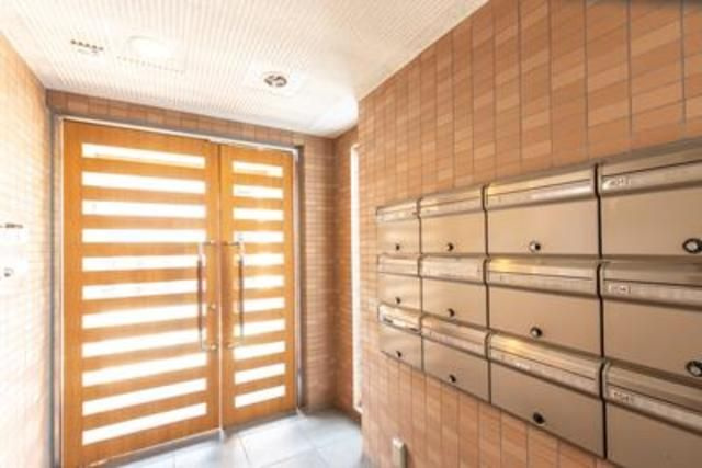 メゾンドボヌール梅島のエントランス