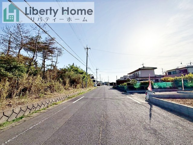 鹿嶋市宮津台第8　新築戸建　3号棟の前面道路含む現地写真