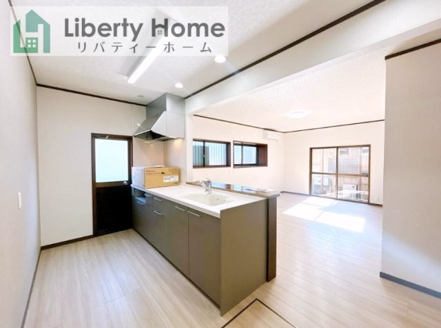 古河市南町　中古戸建のキッチン