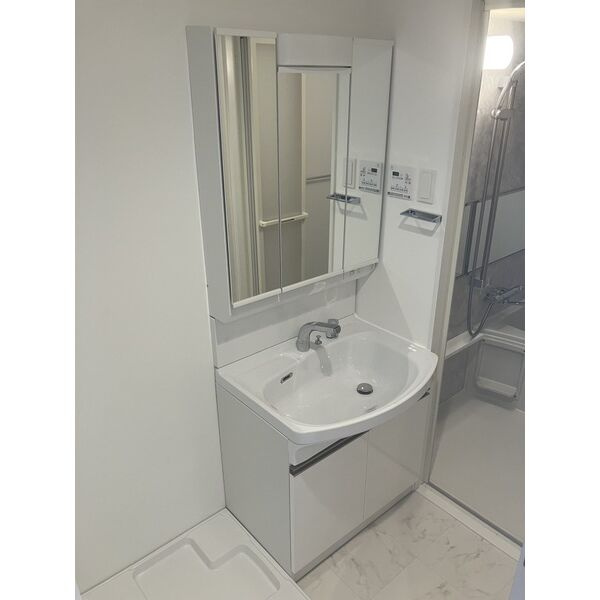 VITA荒本の洗面所