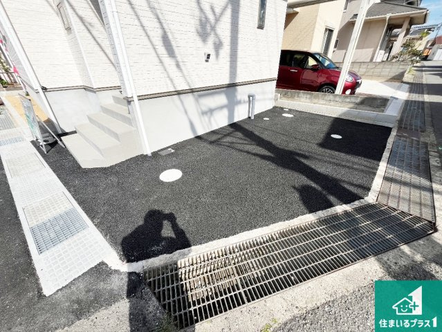 加古川市野口町良野　第13期　新築一戸建ての駐車場|駐車スペース！散水栓があるので、こまめに愛車を洗えます！