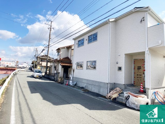 加古川市野口町良野　第13期　新築一戸建ての前面道路含む現地写真|周辺は落ち着いた街並みの住宅地！子育てがしやすい住環境です！まだ未完成ですが、現地でしかわからない事もございます。是非一度ご覧ください。