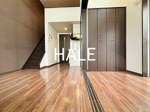 【居間・リビング】 | COCO千早 | 類似