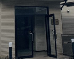 コーラル信栄のエントランス