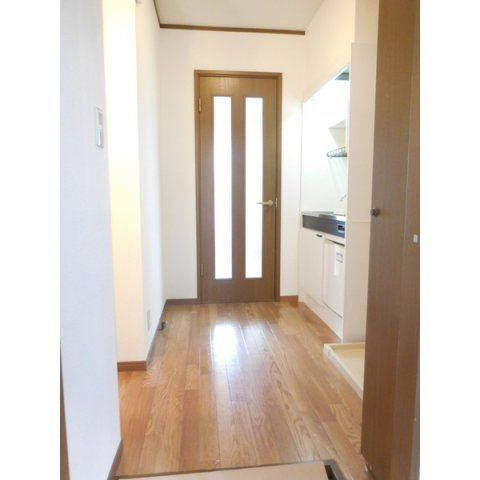 コーラル信栄の玄関