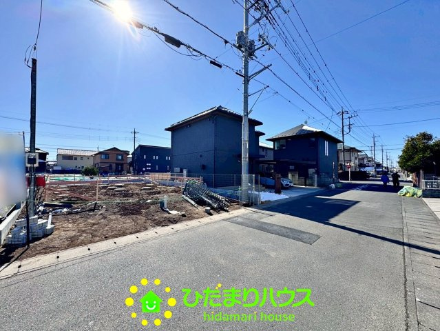 久喜市青毛第3　新築一戸建て　01　クレイドルガーデンの前面道路含む現地写真|2026/1/23　撮影