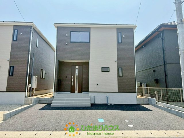 久喜市青毛第3　新築一戸建て　01　クレイドルガーデンの駐車場